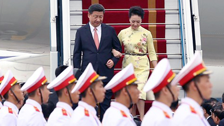 Comienza máximo líder político de China, Xi Jinping visita oficial a Vietnam